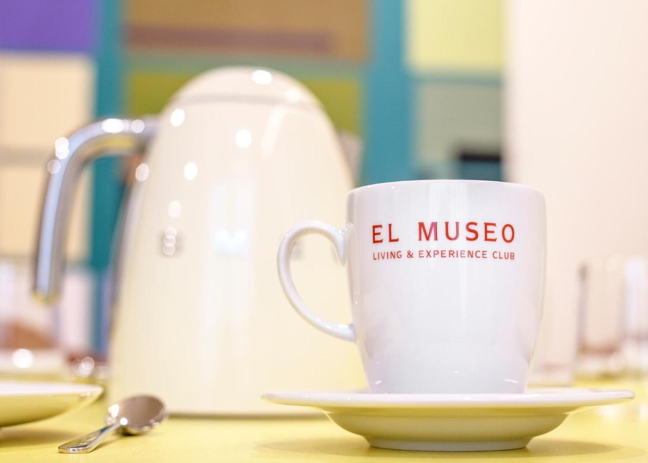 Graffiti Suites El Museo Málaga Eksteriør bilde
